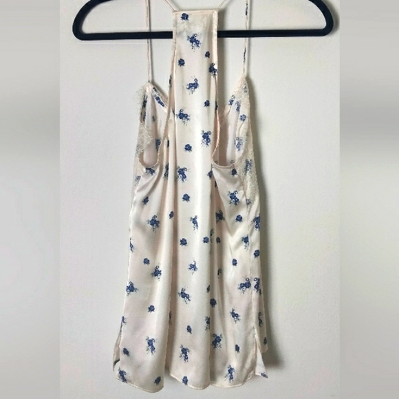 Cami NYC Silk Top - Picture 4 of 8